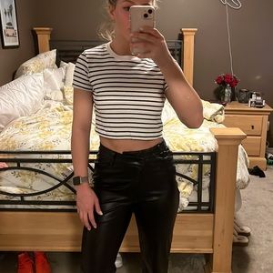 Striped cropped tee